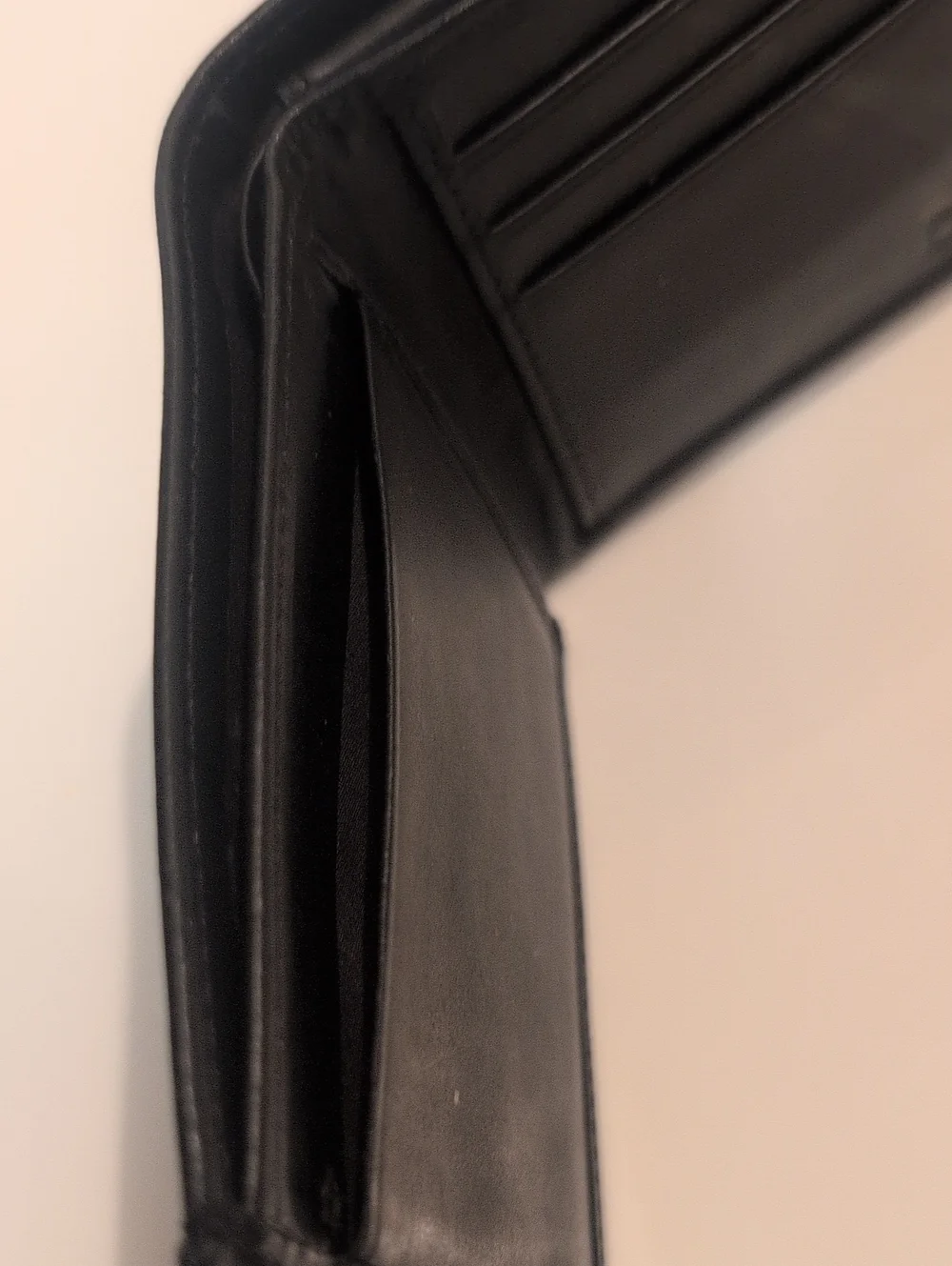 Ralph Lauren Black Leather Bifold Wallet with Embossed Polo